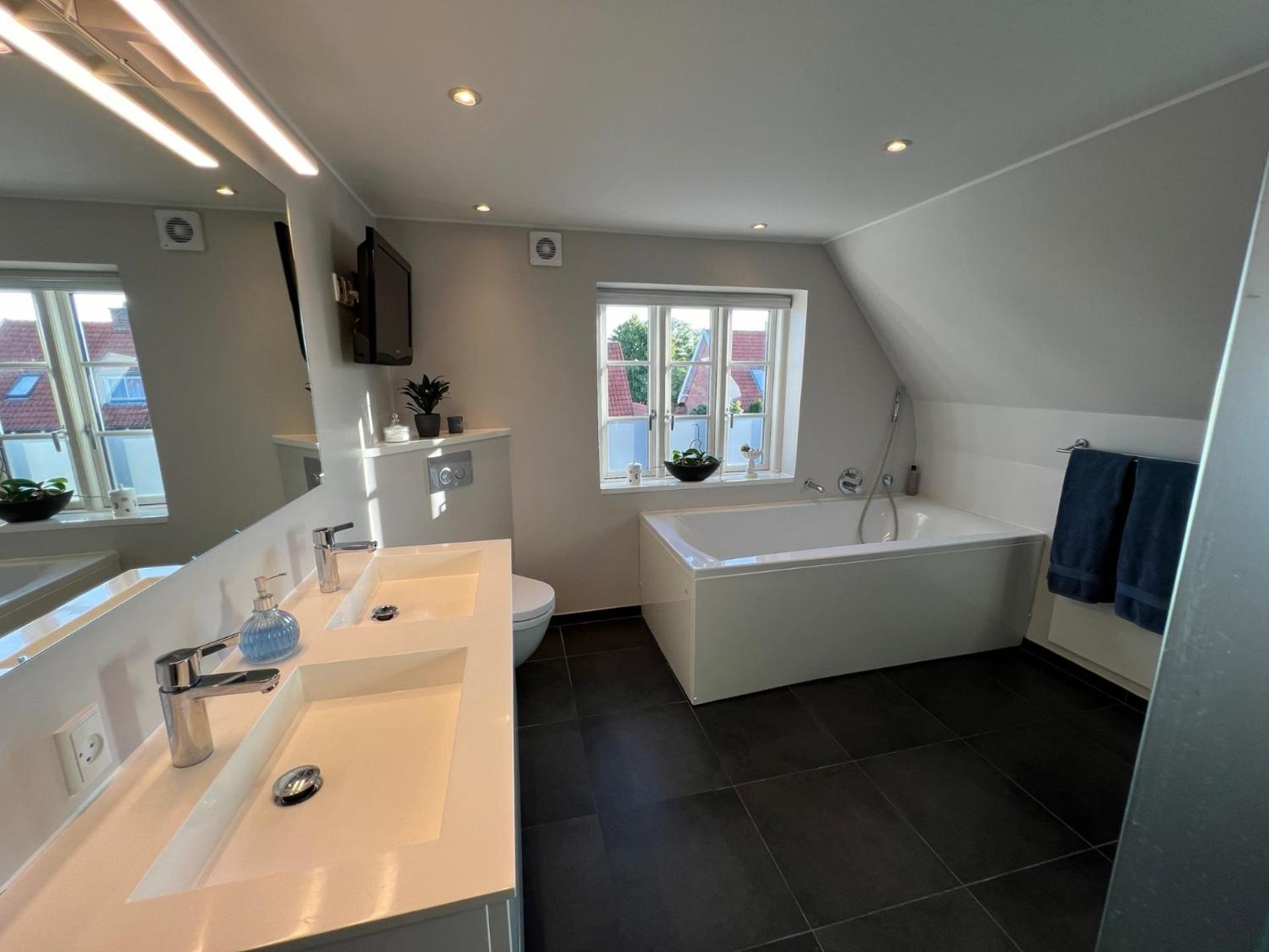Private Rooms - Koge Exterior photo